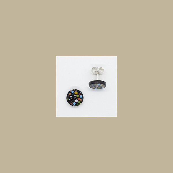 Ohrstecker ca.10mm rund, Paar. schwarz Punkte bunt: colored points on black